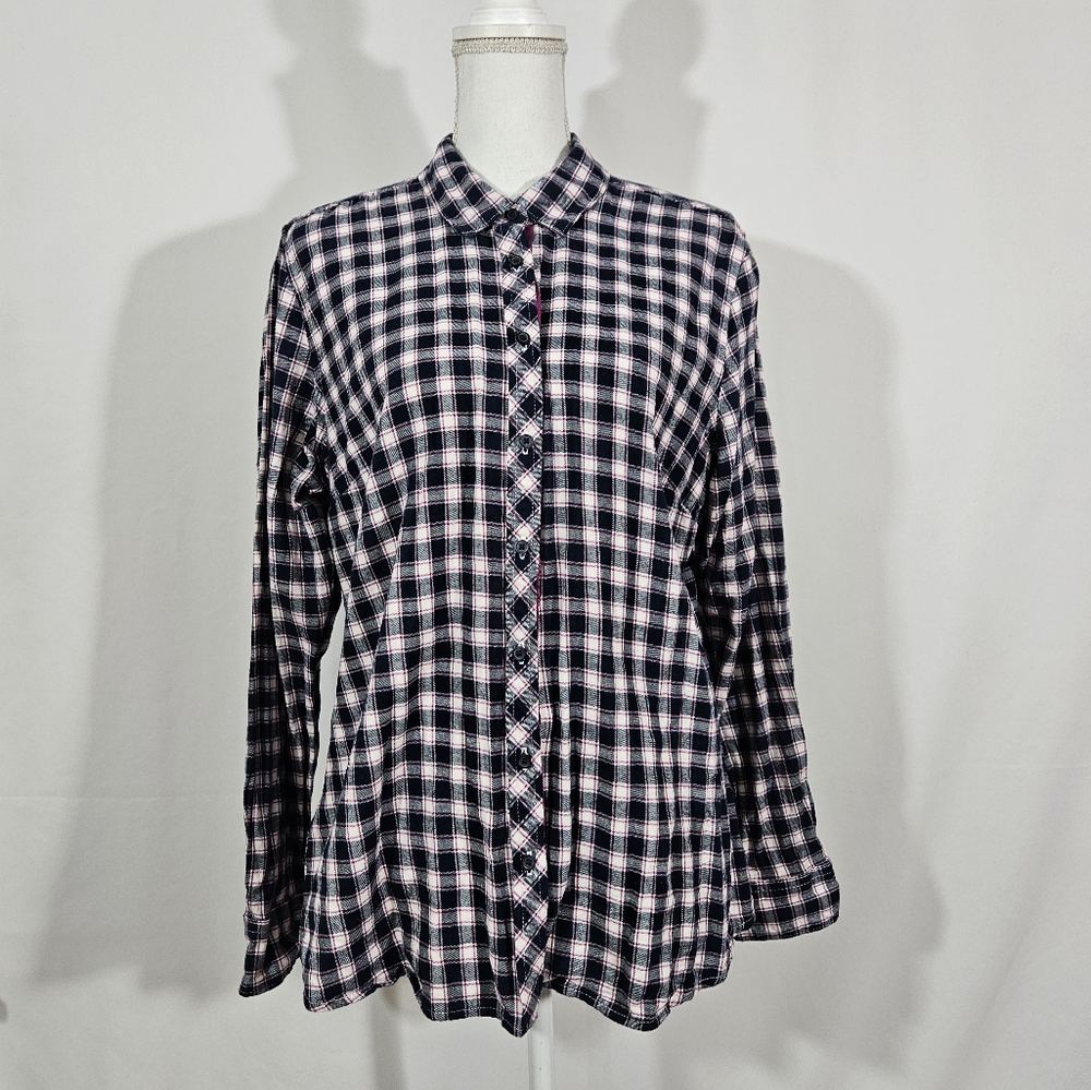 Eddie Bauer flannel button up long sleeve shirt women's size Xlarge